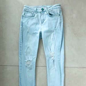 BASIC DENIM RIPPED SKINNY JEANS